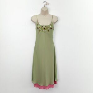 Geometrie Women’s Green Pink Y2K Floral Embroidered Dainty Bead Midi Slip Dress